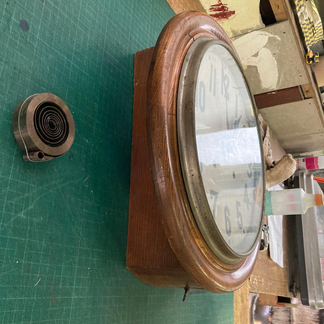 詳細不明 ジャンク 古いボンボン時計 丸型 欅 けやき 天然木 替えゼンマイ付き