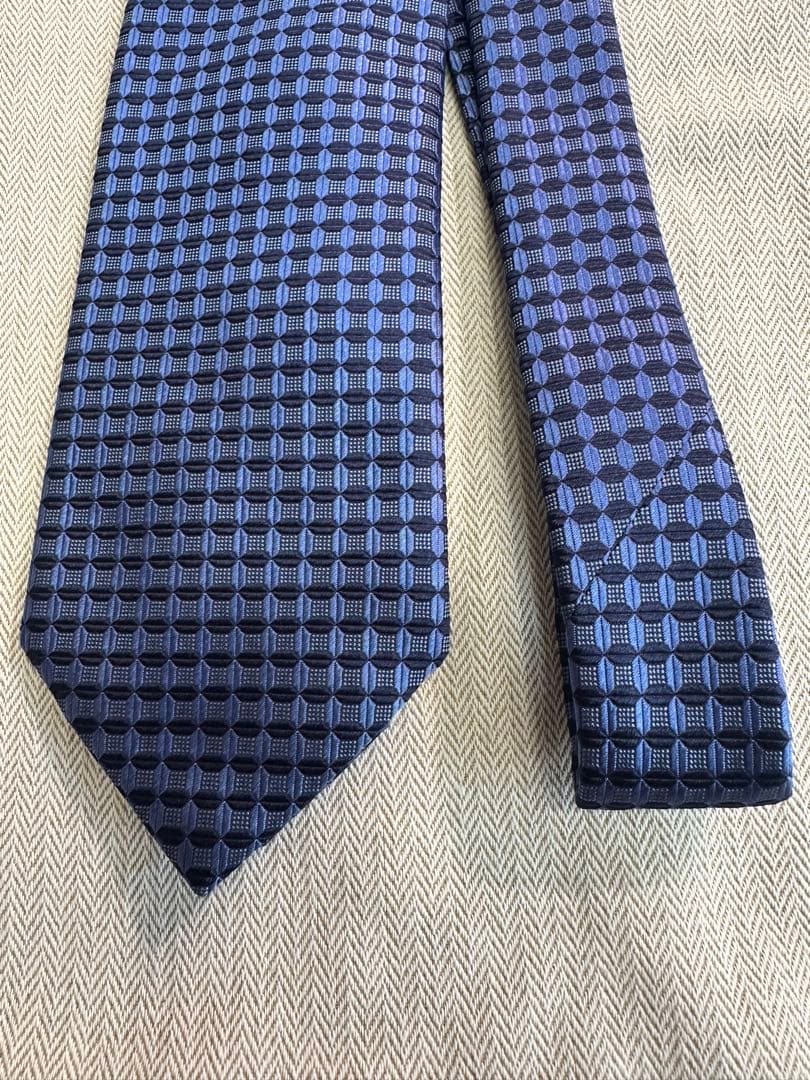 ブリオーニ　ネイビー チェック柄 シルクネクタイ