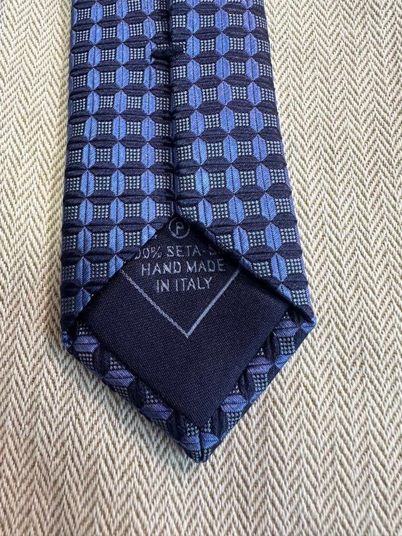 ブリオーニ　ネイビー チェック柄 シルクネクタイ