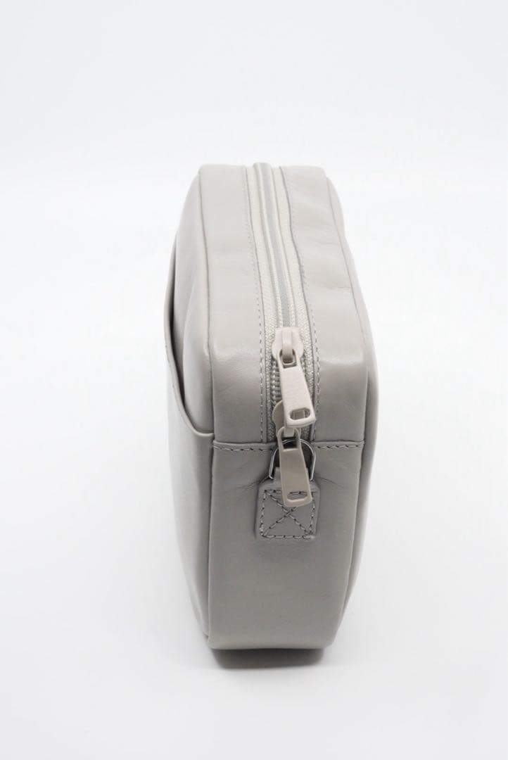 未使用品 ライカ C-LUX用レザーバッグ Andrea セメント］