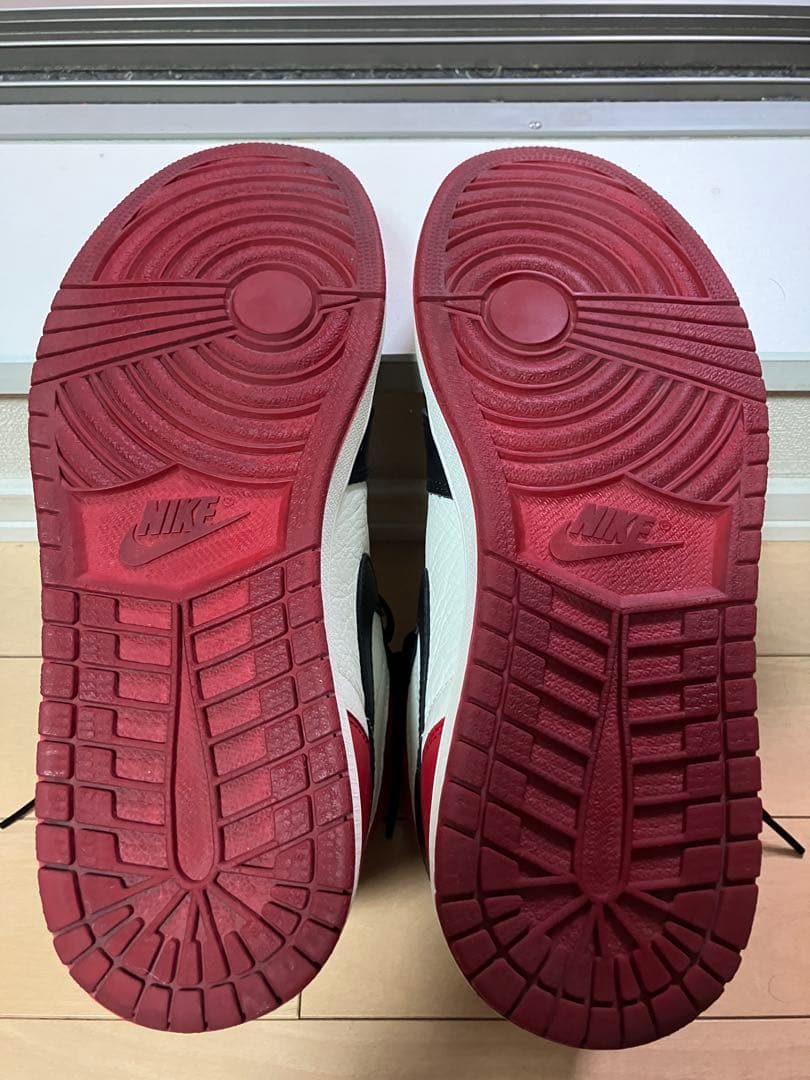 靴 Nike Air Jordan 1 Retro High OG Bred Toe