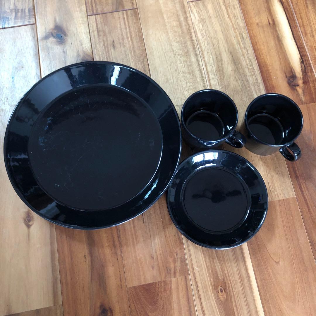 イッタラ　ティーマ　ブラック陶器食器セット