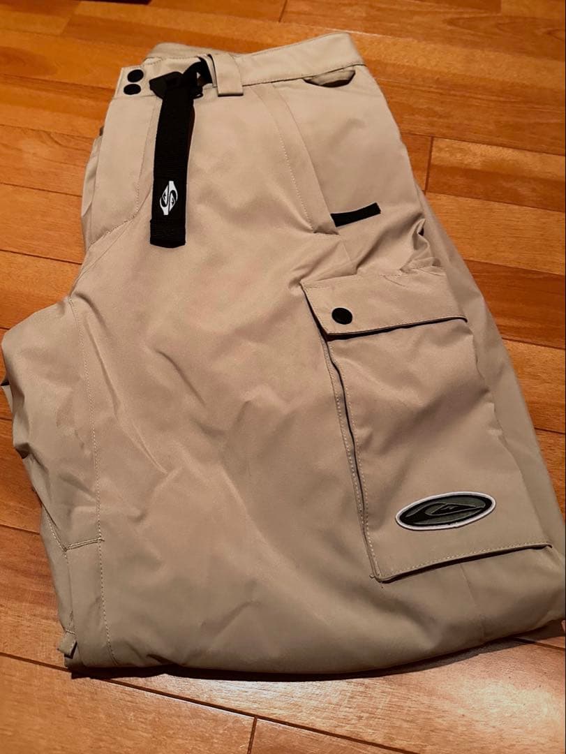 QUIKSILVER 超美品 ジャケット＆パンツ スノーボードウェア上下