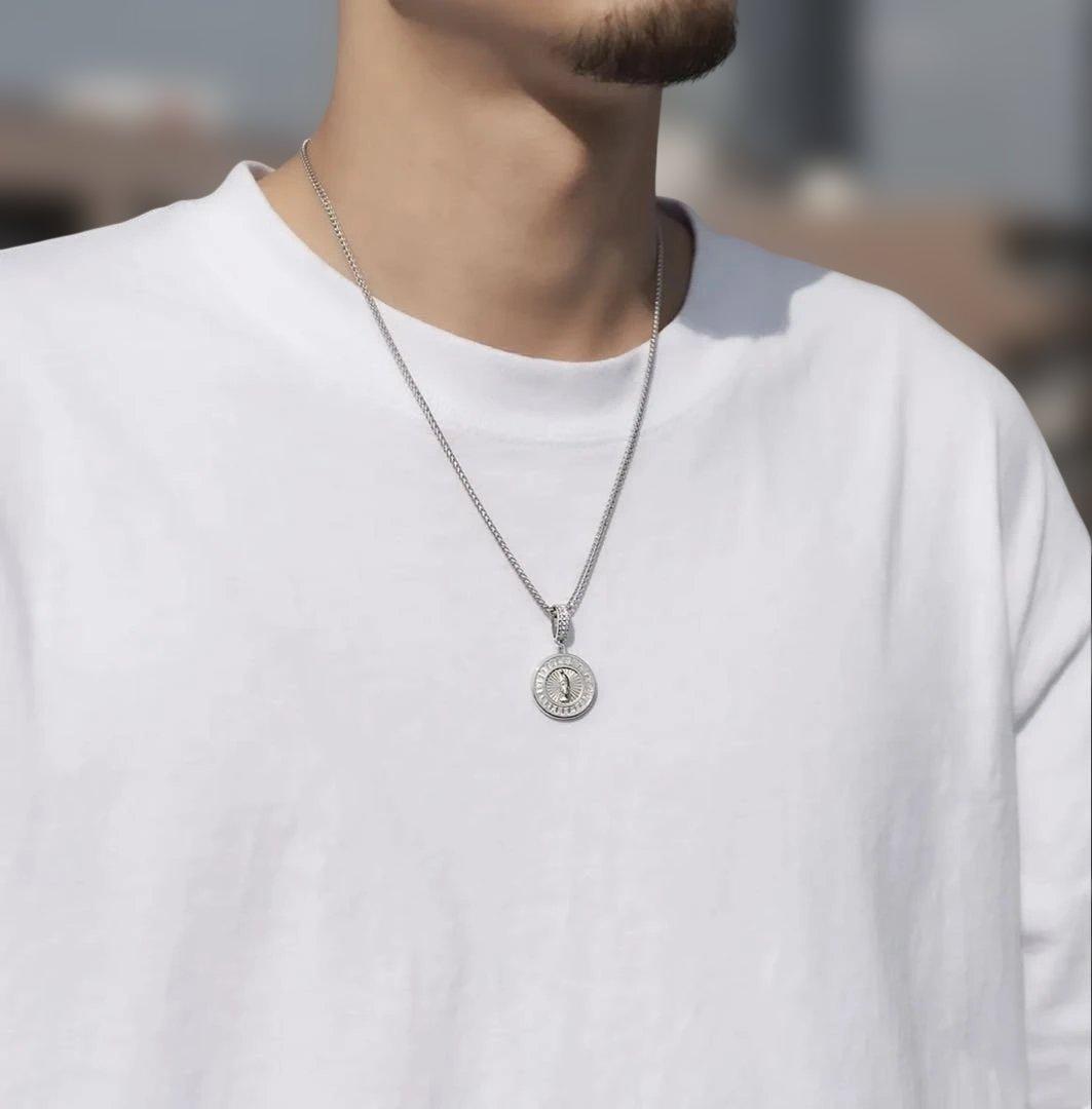 AVALANCHE メダル型ネックレス　マリア