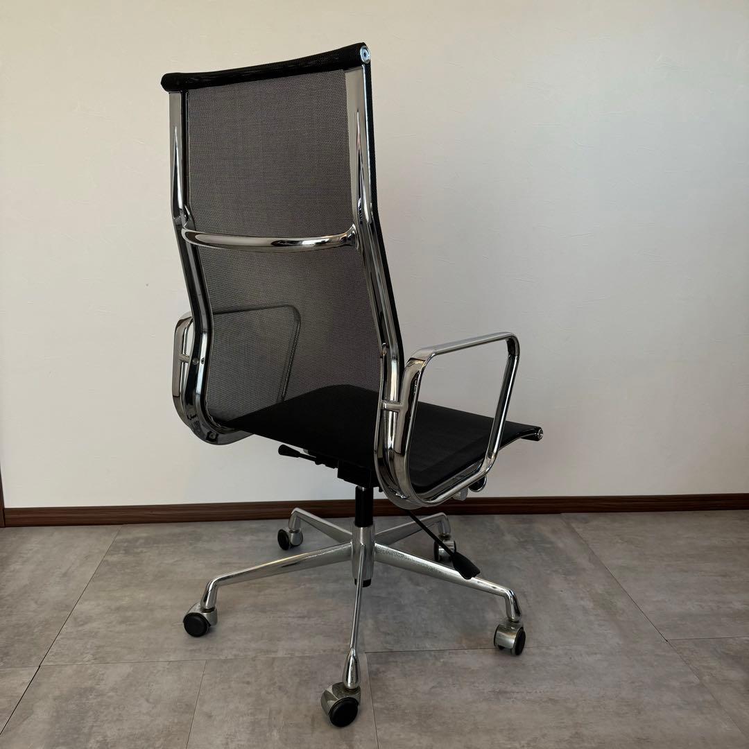 値下げ　アルミナムチェア イームズ メッシュ ブラック 黒 リプロダクト