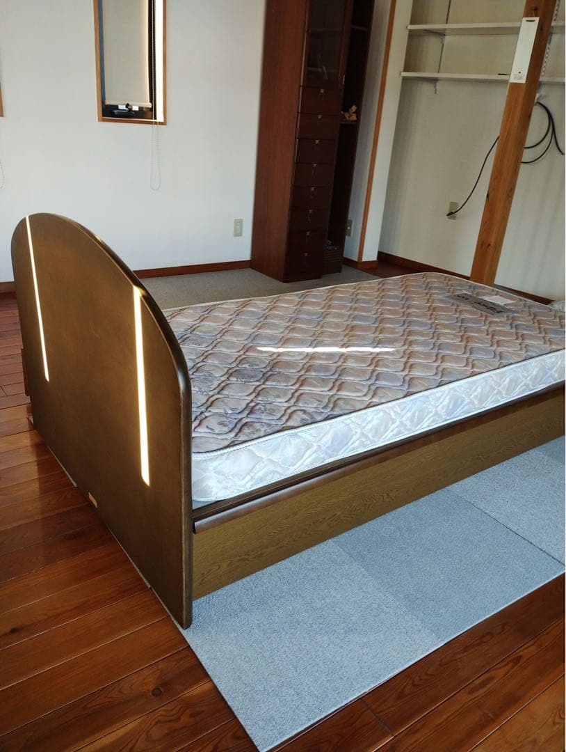 【即購入可】シングルベッド 宇都宮市近隣引き取り限定【現状品】