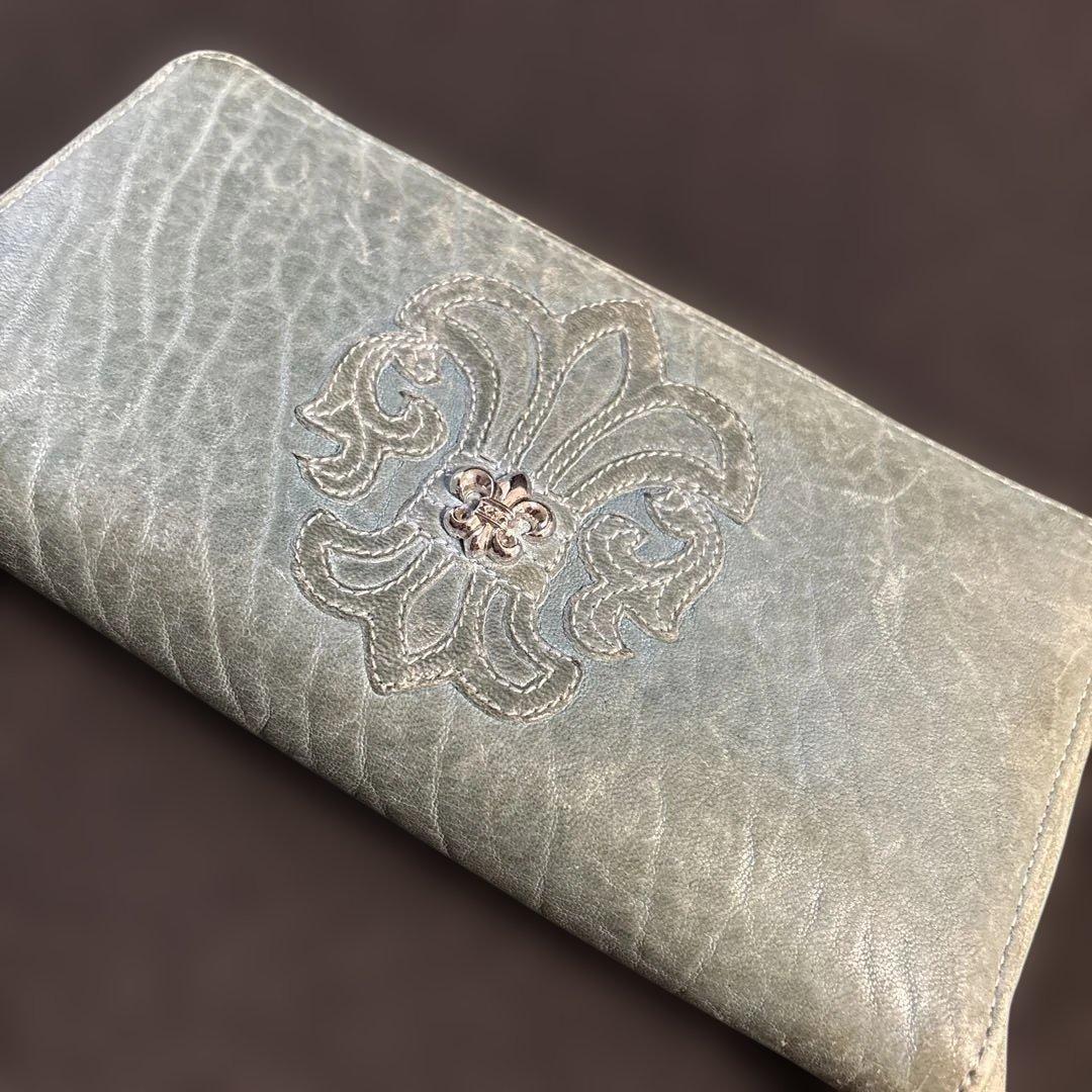 クロムハーツ財布