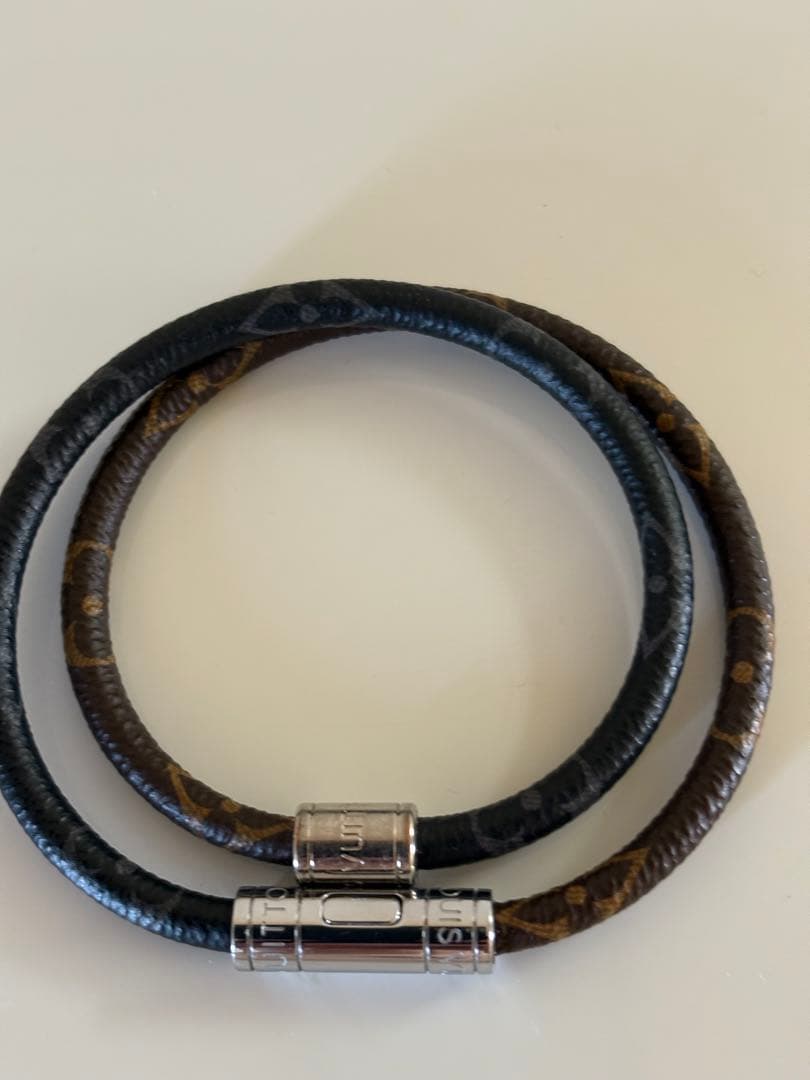 ルイヴィトン ブレスレット・キープイット