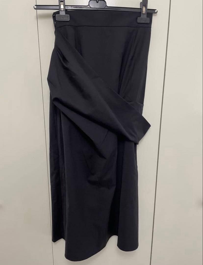 デレス　ミューズスカート　黒