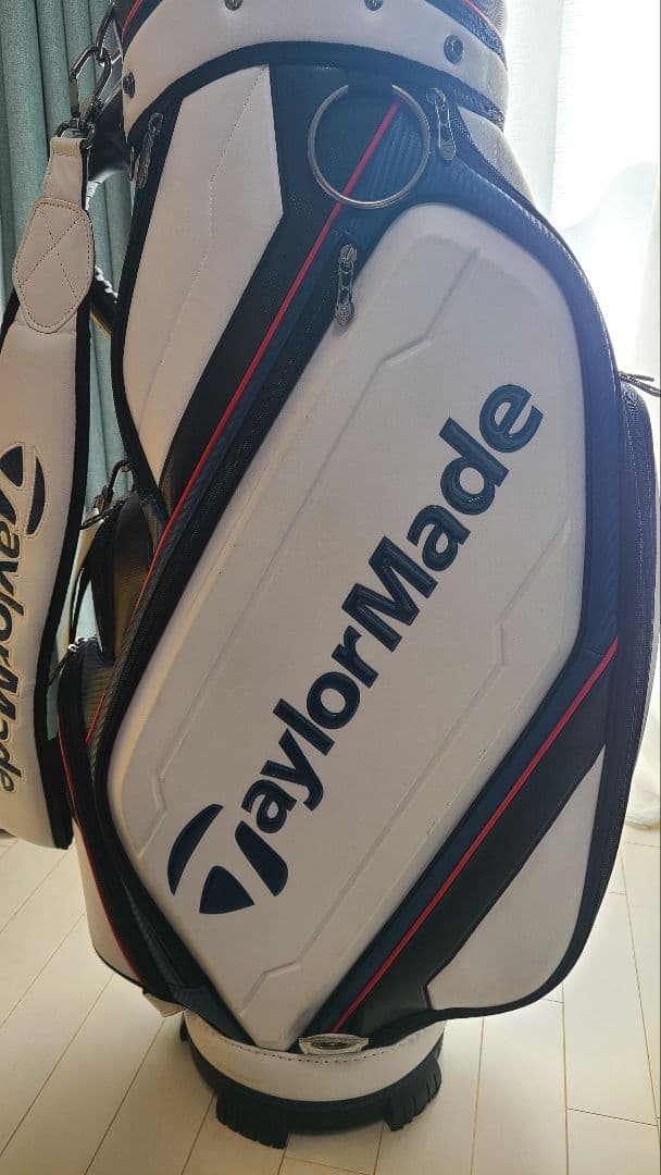 【中古品】テーラーメイド　キャディバック
