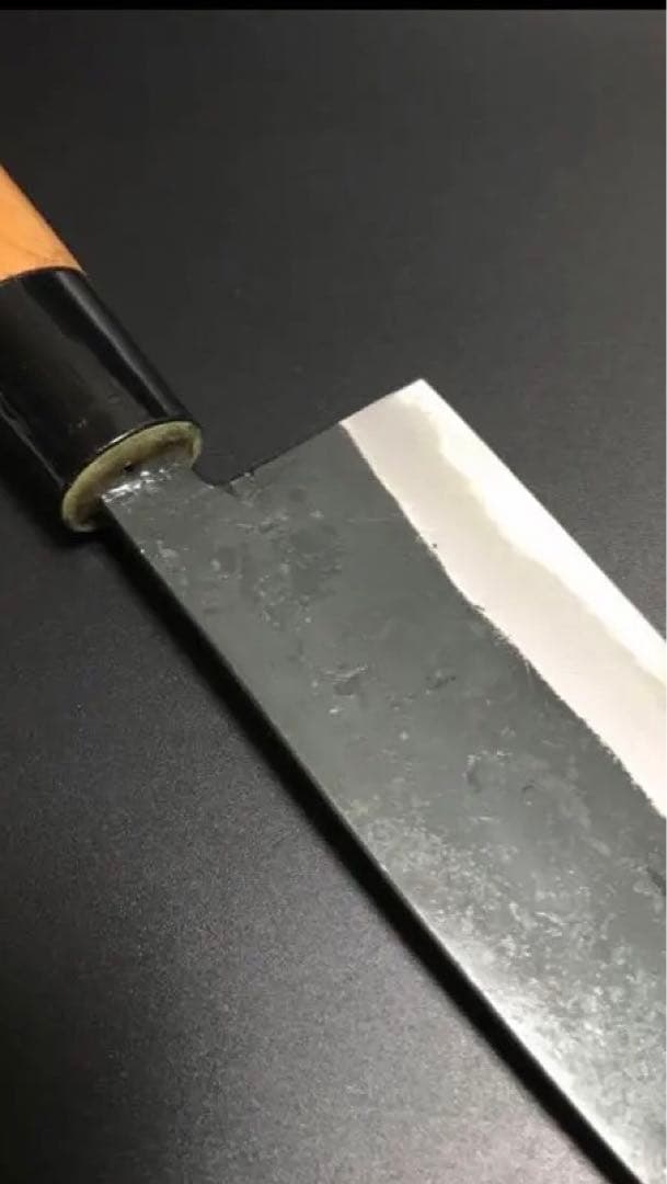 新品未使用　白紙鋼　境志泰　作　「火国」 ￼￼三徳　180ミリ チェリー柄
