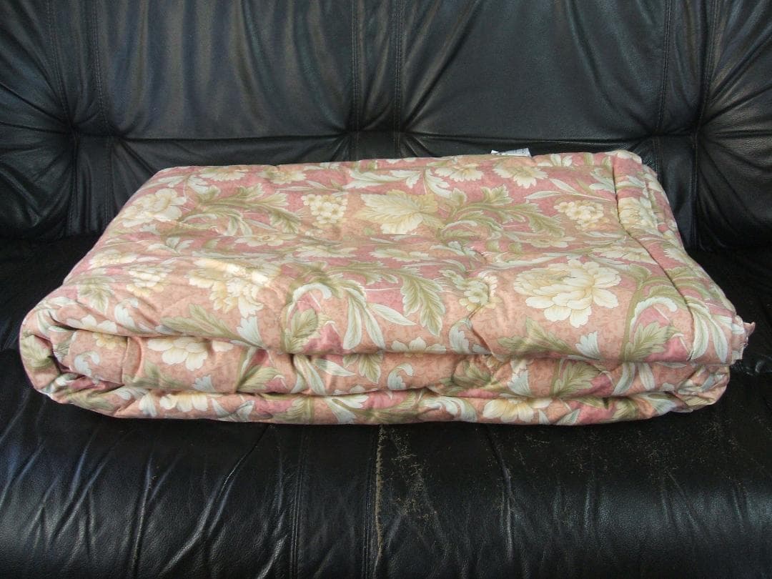 新品＊日本製＊手引き真綿（絹）＊高級真綿掛布団＊１、４キロ（ダブル）