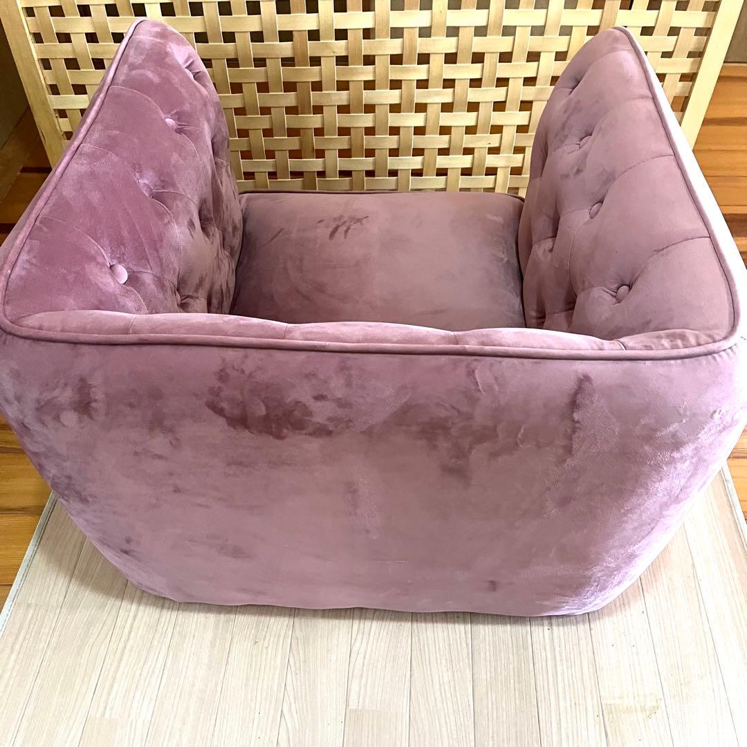 1人掛け ソファ ベルベット調 ピンク系 ローソファ 脚なし 幅75cm 中古