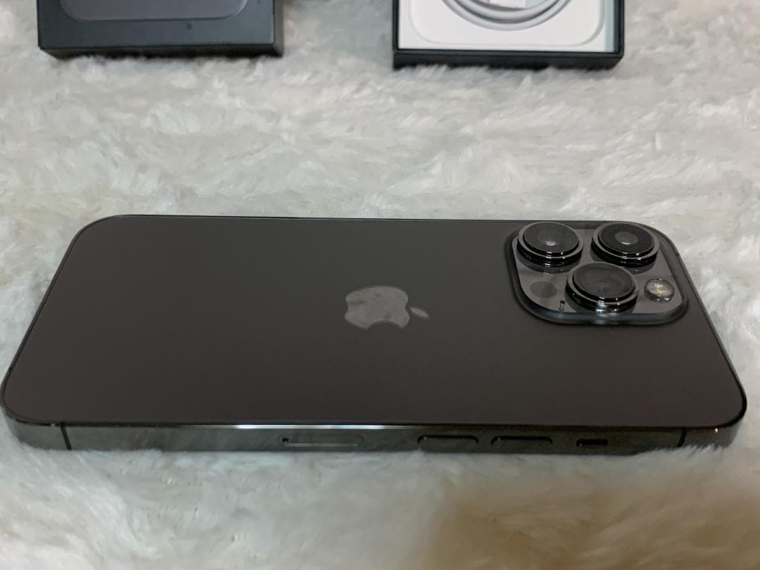 iPhone 13 Pro 256GB、状態良好、ロック解除済み。