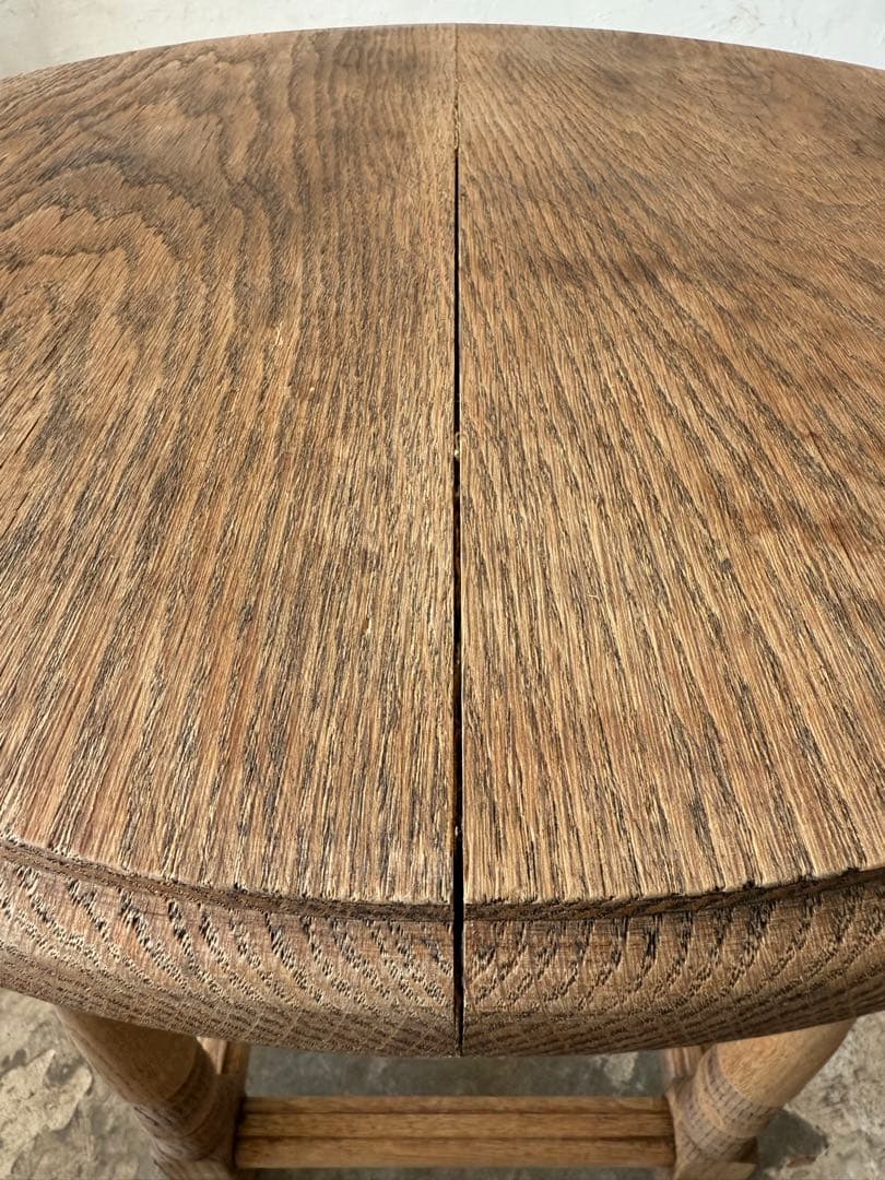 ビンテージ ラウンドコーヒーテーブル　ラウンドセンターテーブル