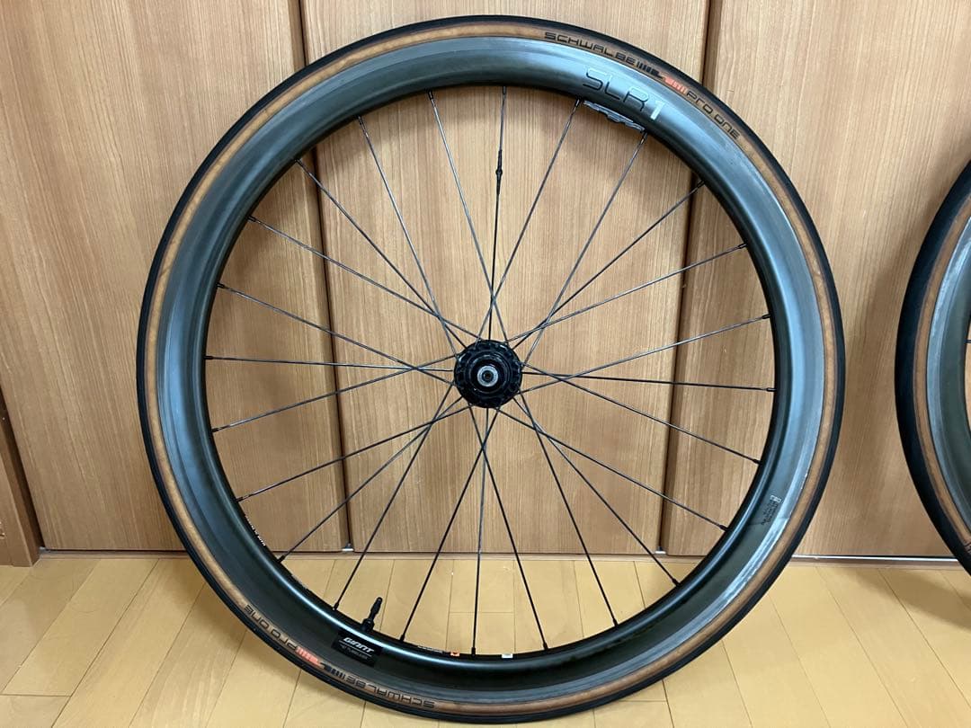 GIANT SLR1 42mm フックレスリム　チューブレス
