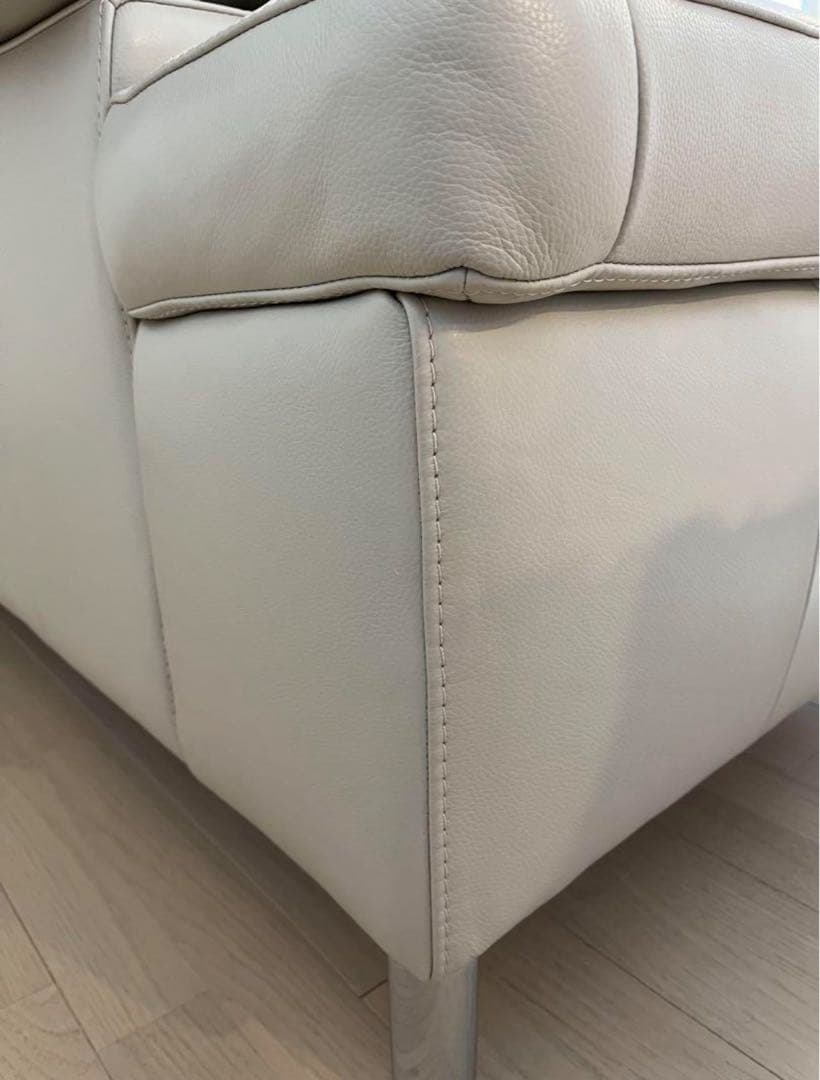 専用　セール！定価22万　高級本革ソファー白2.5S 革　ヘッドレスト可動