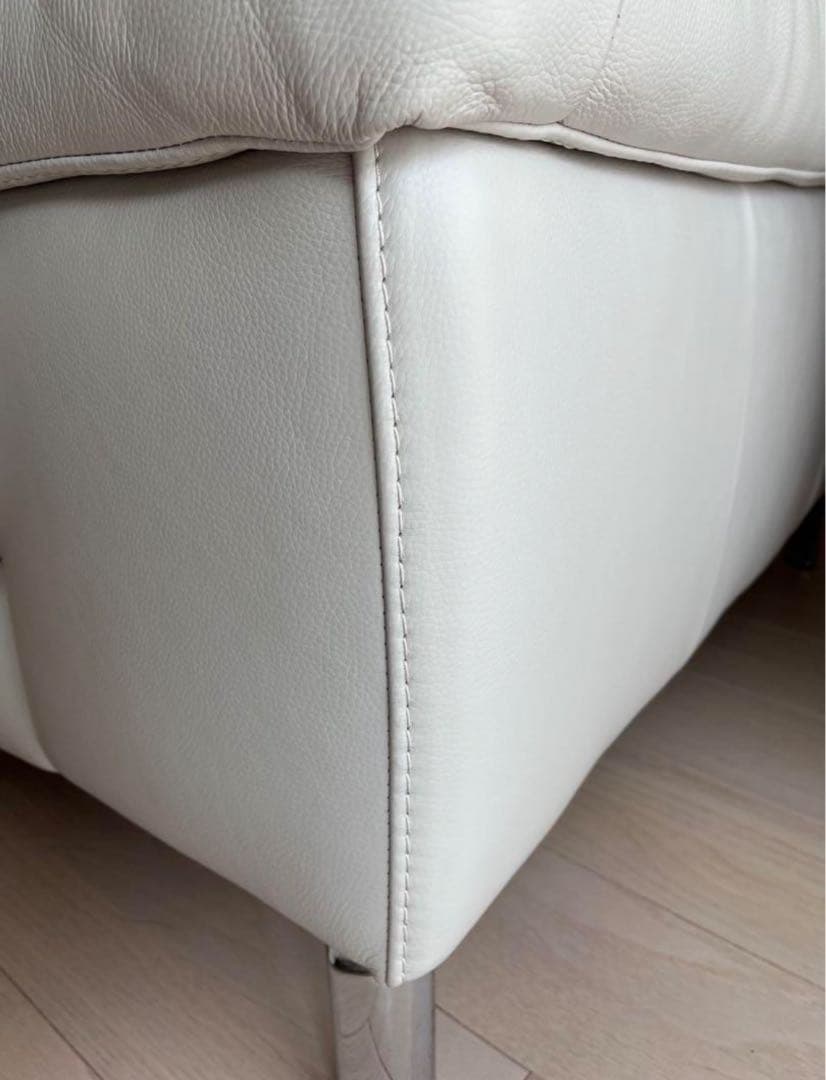 専用　セール！定価22万　高級本革ソファー白2.5S 革　ヘッドレスト可動