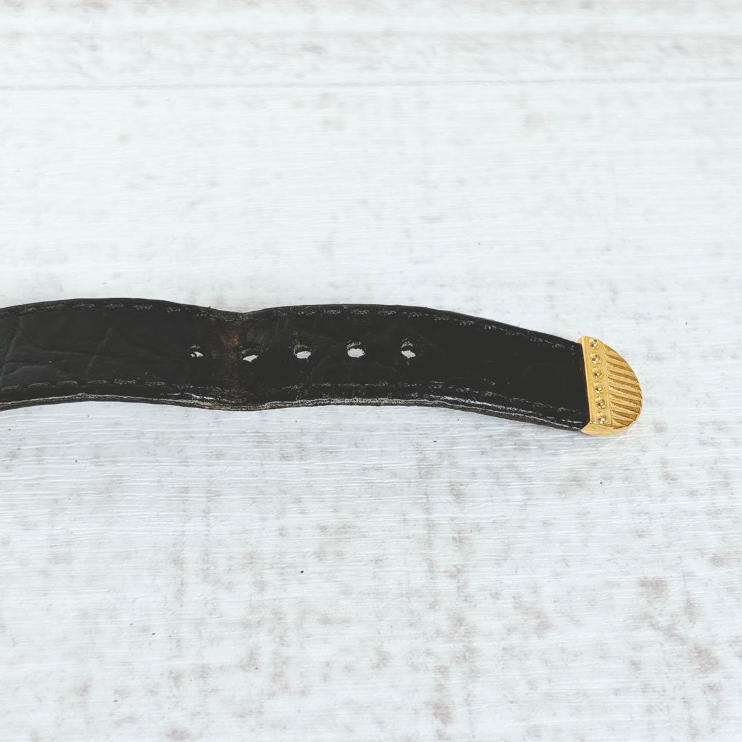 【希少】 ヴェルサーチ レディース 腕時計 メデューサ スクエア ゴールド 四角