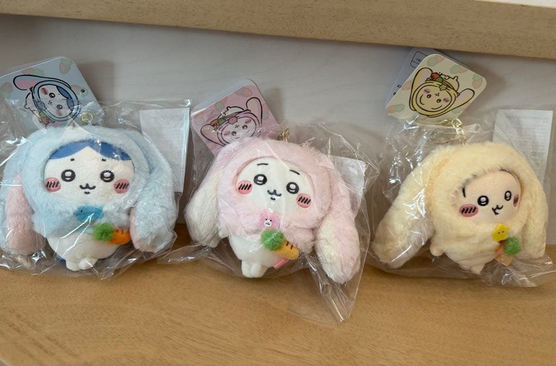 ちいかわ　台湾台北店限定　ロップイヤーなマスコット3点セット