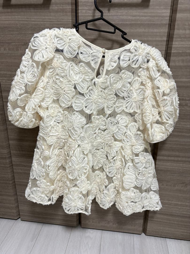 【未使用】ORGUE Flower embroidery blouse