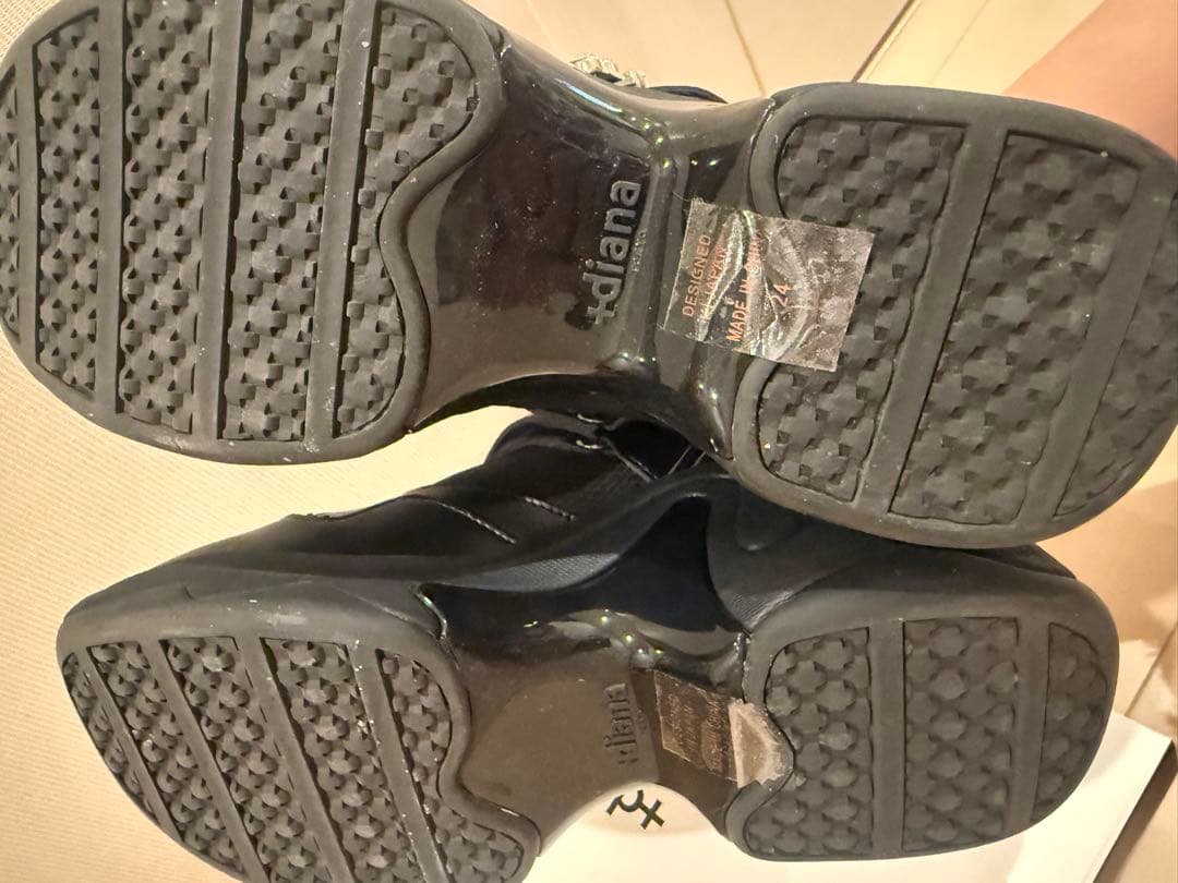 【+diana】 プラスダイアナ ヒール　スニーカー 24.0cm