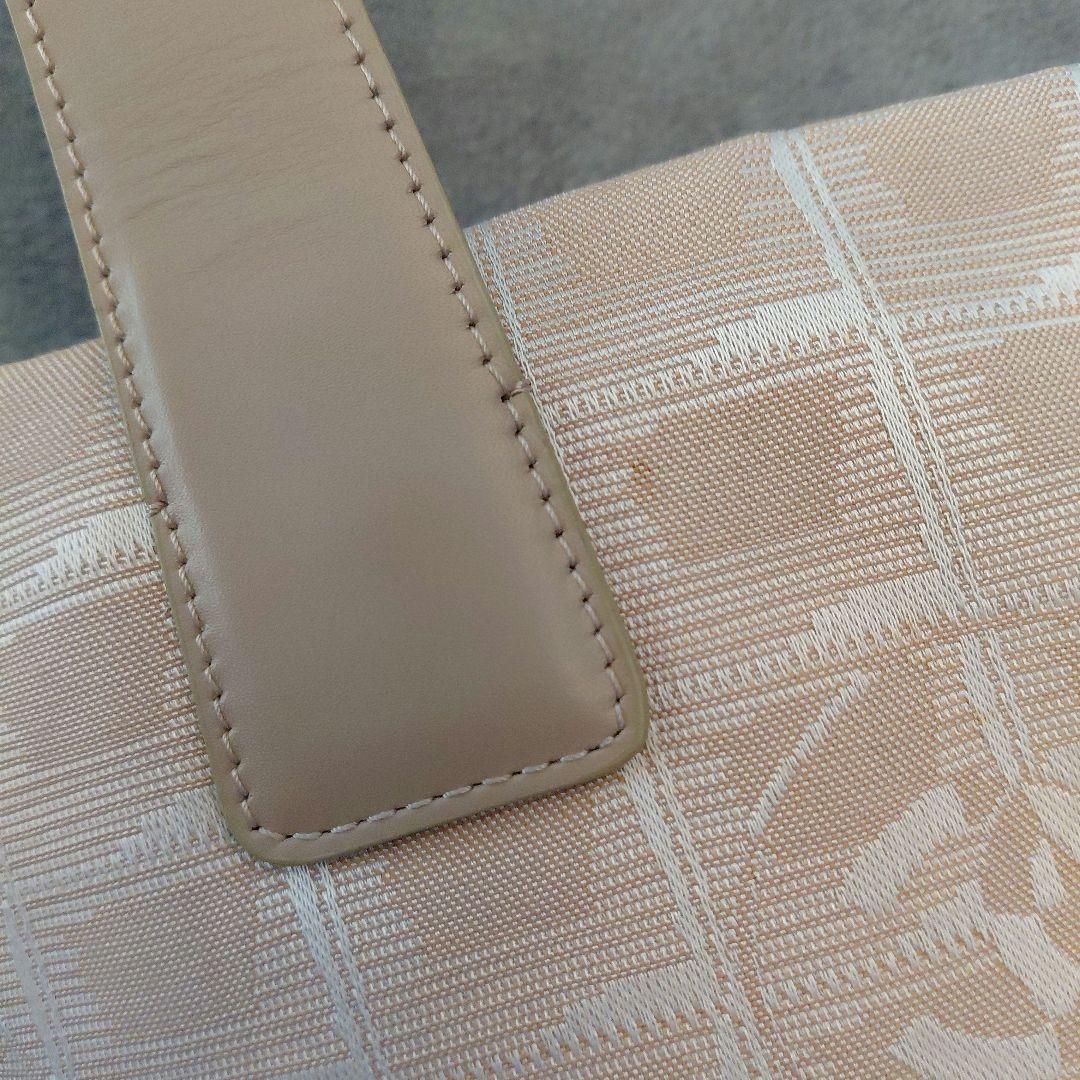 シャネル ニュートラベルライン ベージュ