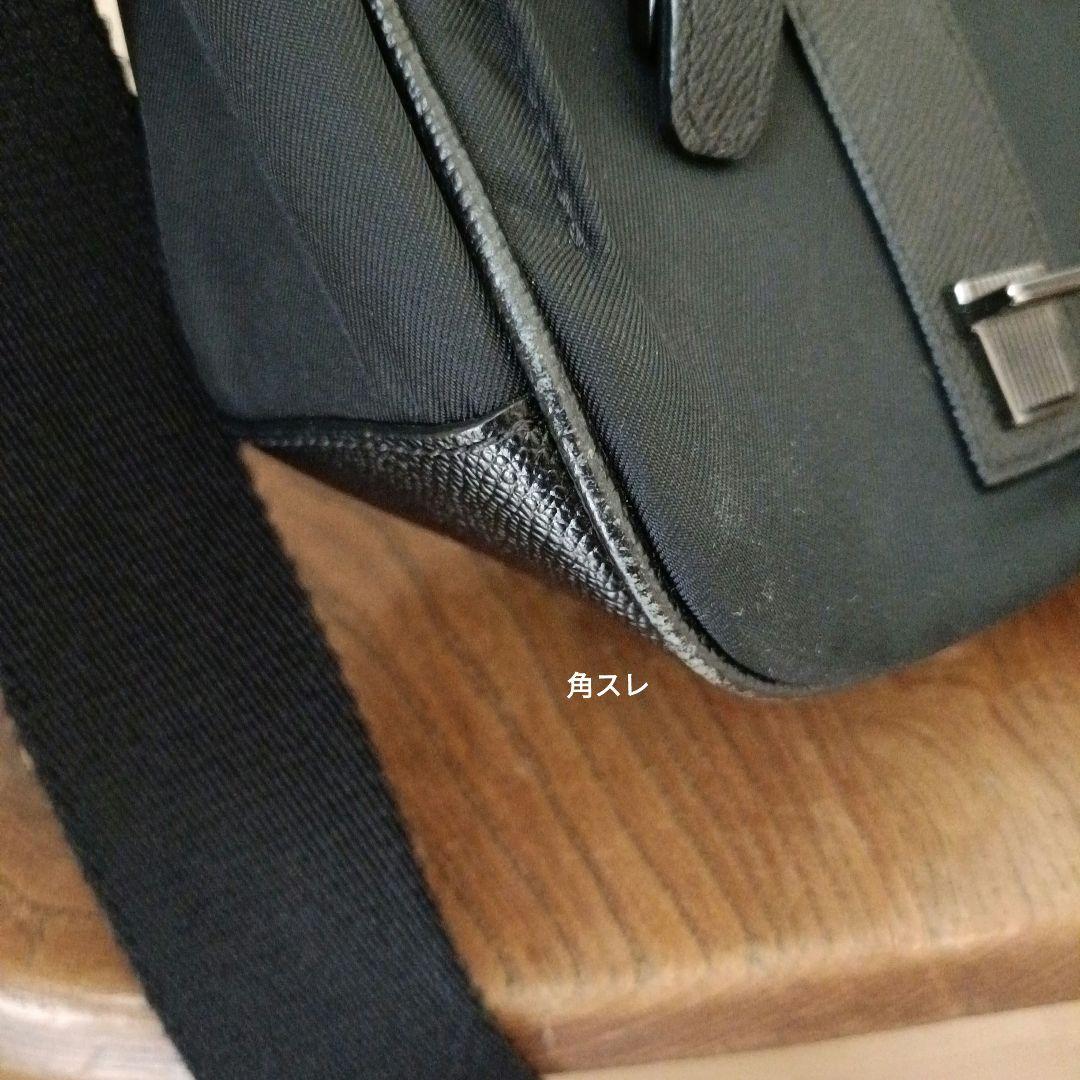 BURBERRY　メッセンジャーバッグ 　ショルダーバッグ　ナイロン/レザー