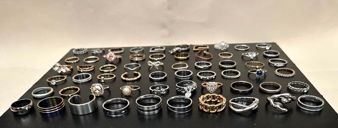 遺品整理品 超豪華大量 リング指輪 重量あり 60点 まとめ売り