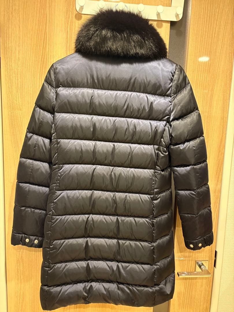 正規品 超美品PRADA ブラック ファー付きダウンジャケット 38 プラダ