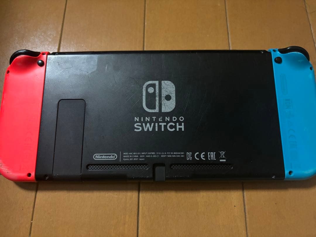 Nintendo Switch 本体 青/赤