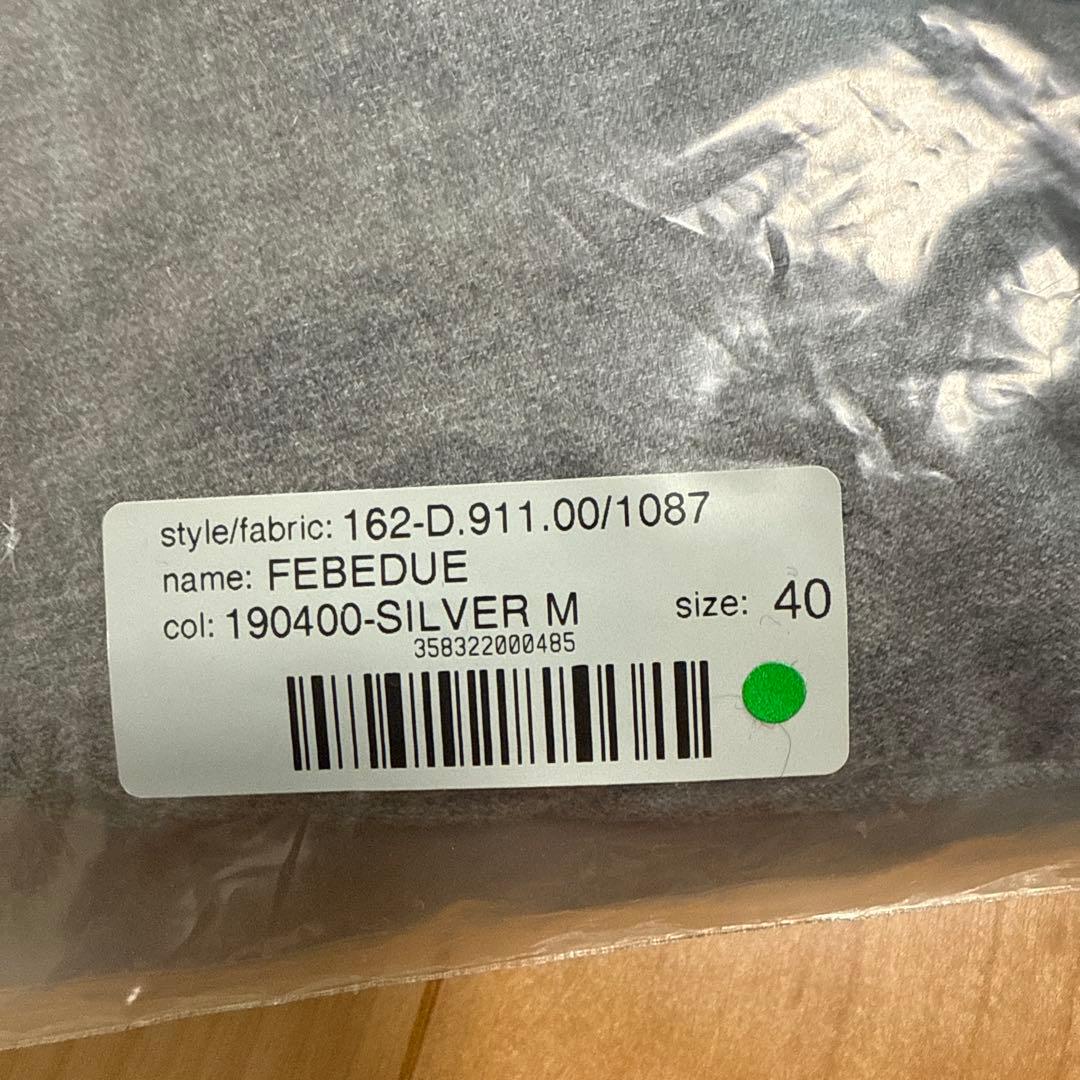 新品タグ付デュベティカDUVETICAダウンベストFEBEDUEフェベドュエ