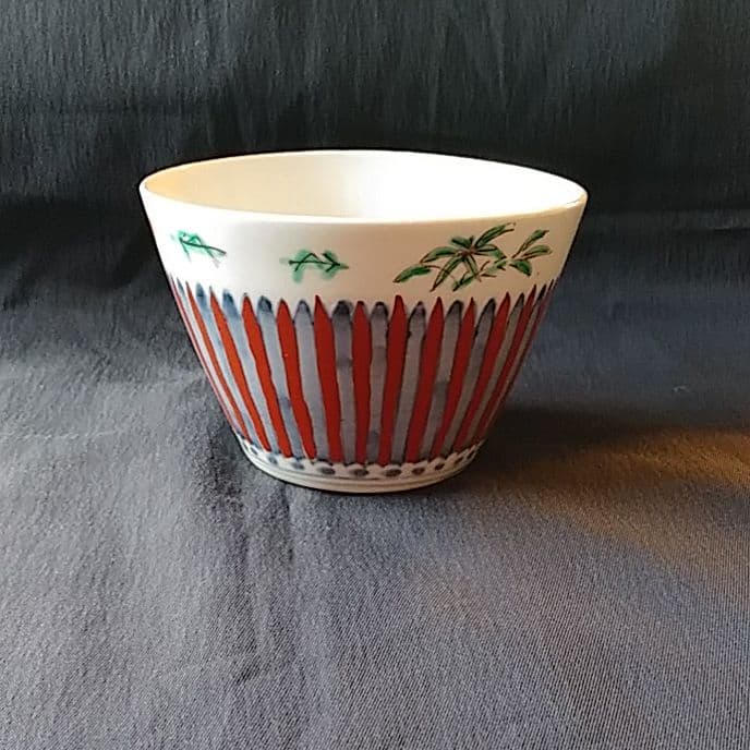 「ご成約者」です。 色絵蕎麦猪口 グッドデザイン！ 「鉾先文」 骨董アン