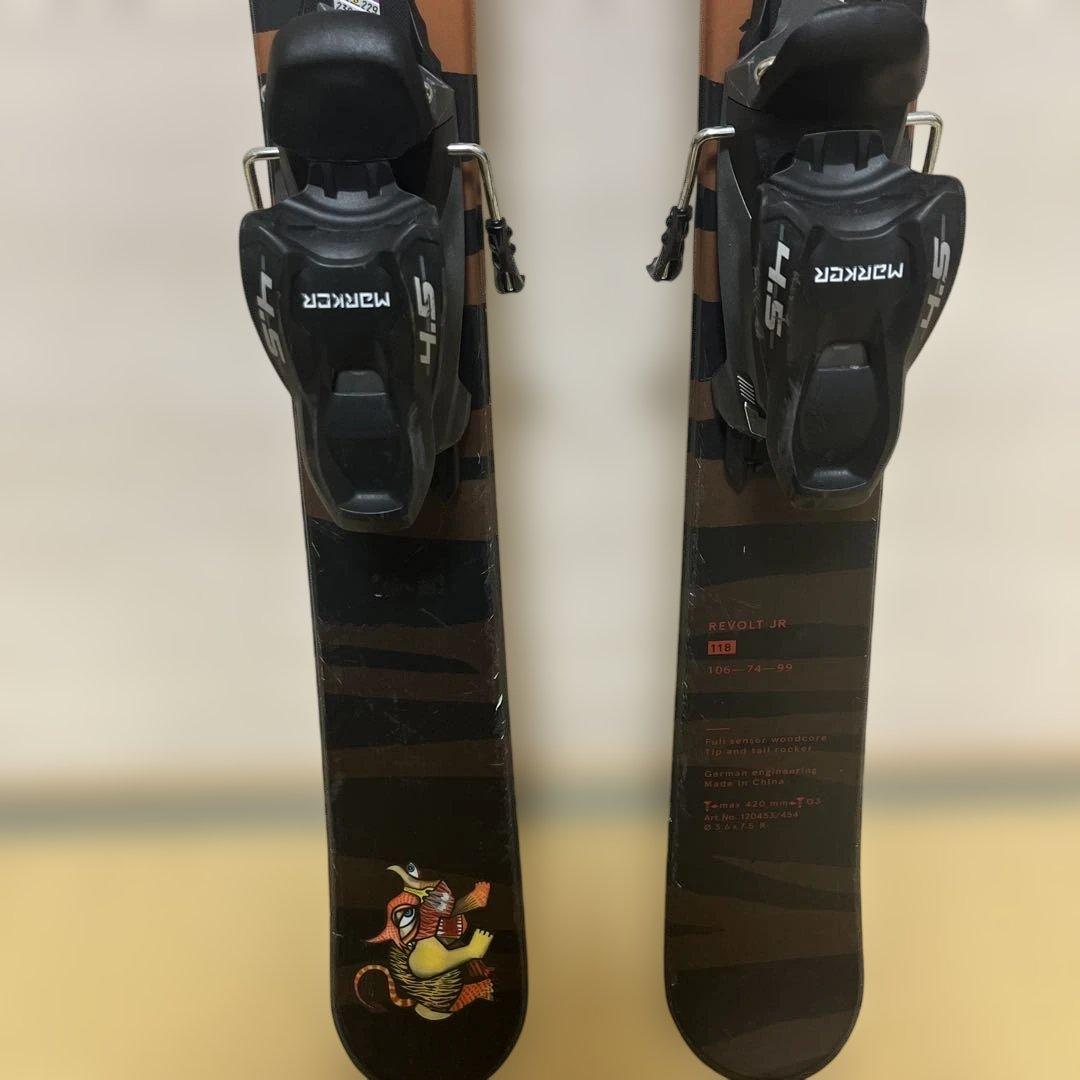 みゆい　Völkl Revolt JR スキー板 118cm