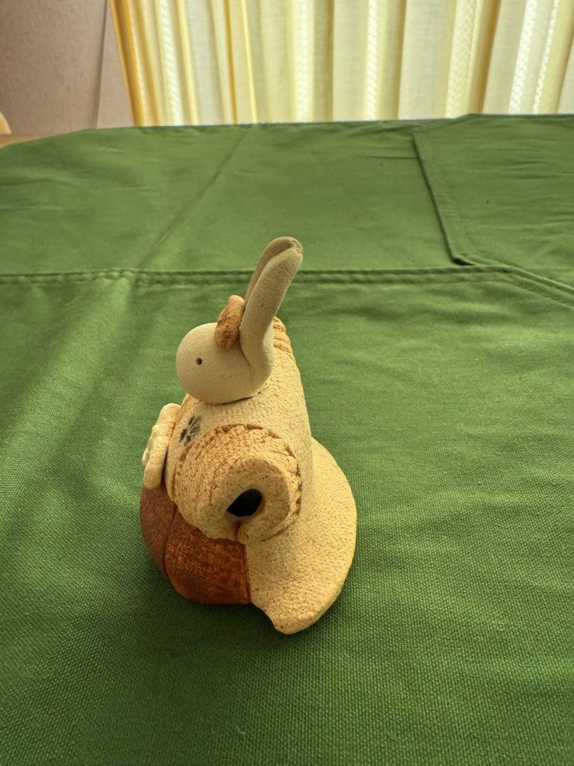 滝上真由美作　陶雛人形　うさぎ