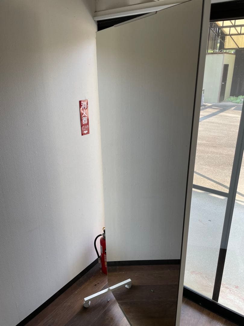 スタンドミラー　　キャスター付き ゴルフ練習ダンス練習に最適