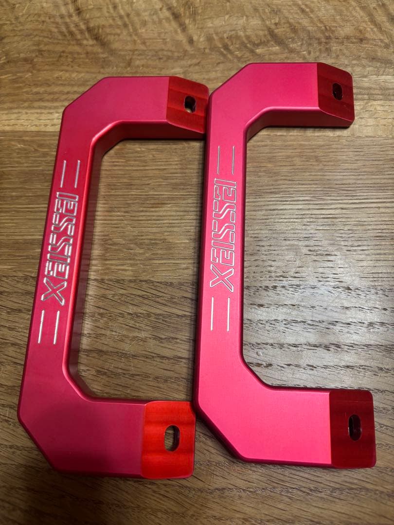 ハイエース ビレットアシストグリップ ESSEX