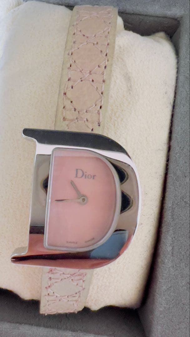 JADEX 樣 Christian Dior ピンク 腕時計 ユニークデザイン