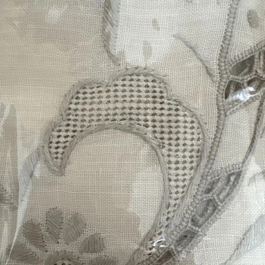 麻混 繊細刺繍 透かしレース編み込み アンティーク風テーブルクロス