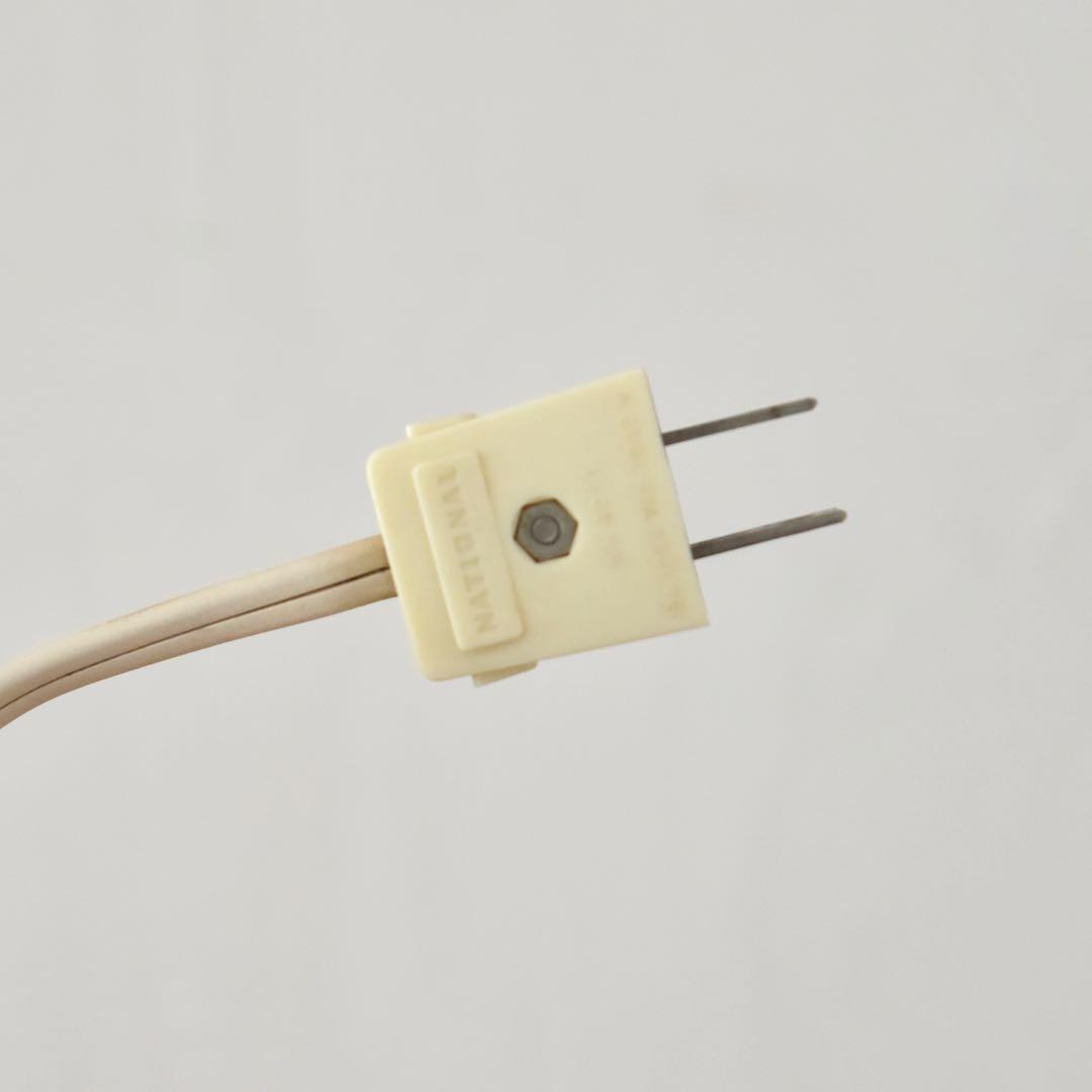 LE KLINT “model 325” フロアランプ