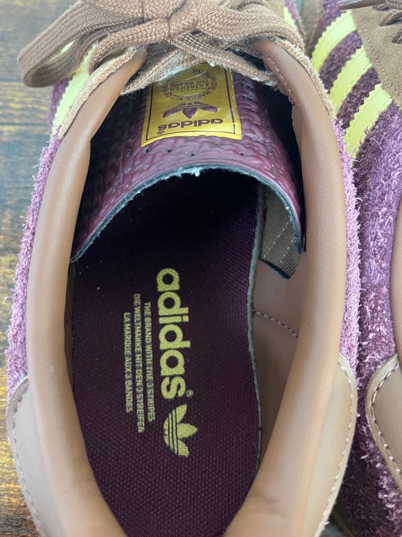 adidas gazelle indoor パープル　SIZE 26.5cm