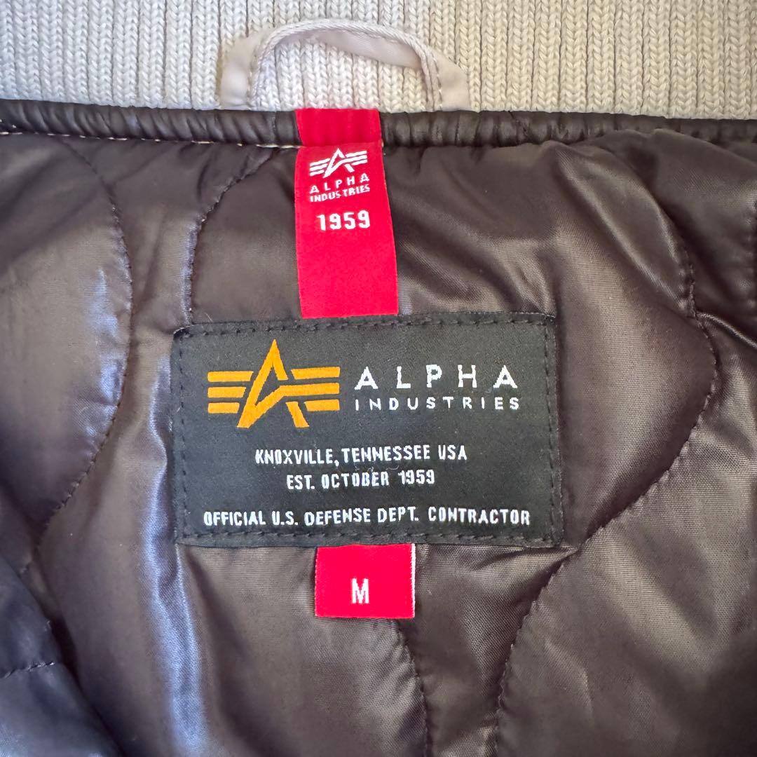 ALPHA INDUSTRIES INC サーモライト 中綿 ジャケット