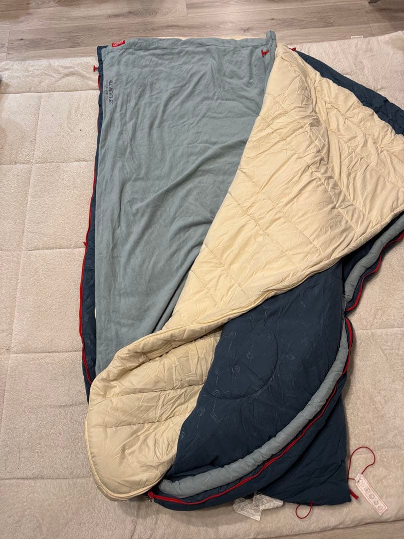 コールマン　マルチレイヤースリーピングバッグ　2個セット　寝袋　キャンプ