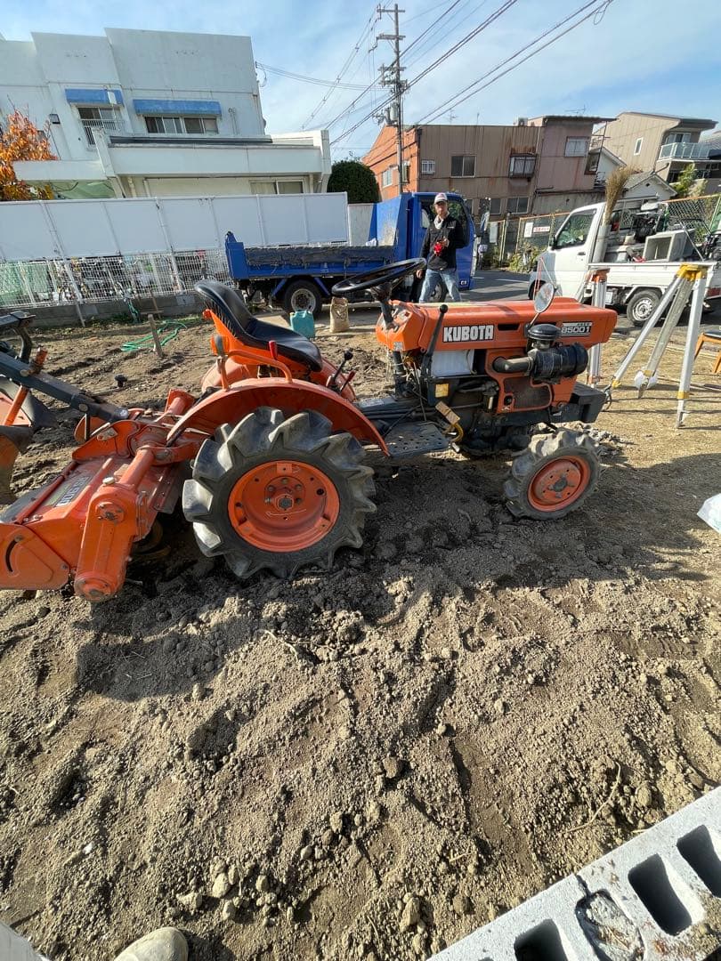 KUBOTA トラクター 耕運機能付き