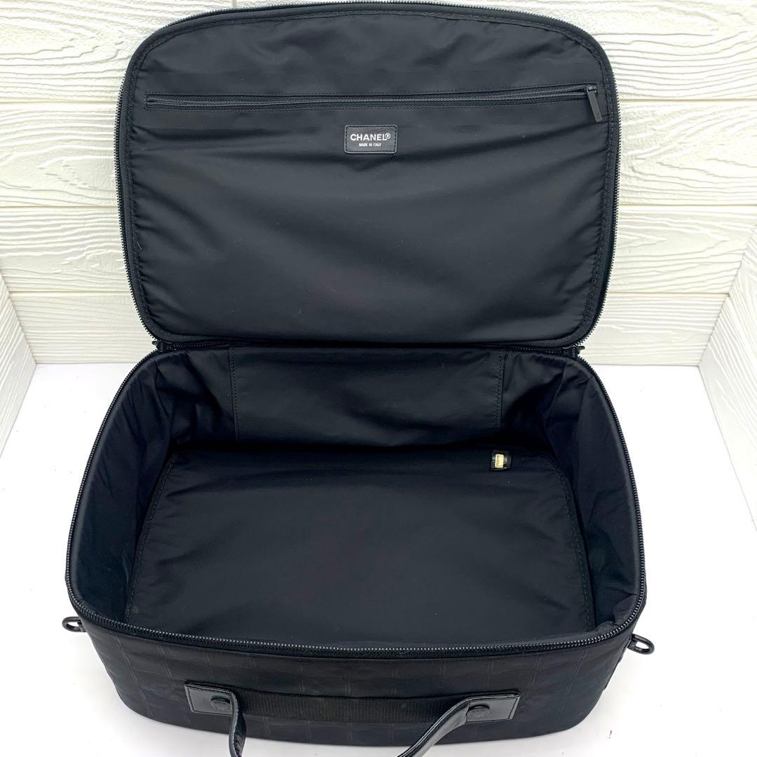 希少！CHANELシャネルニュートラベルライントラベルバッグスーツケース2Way