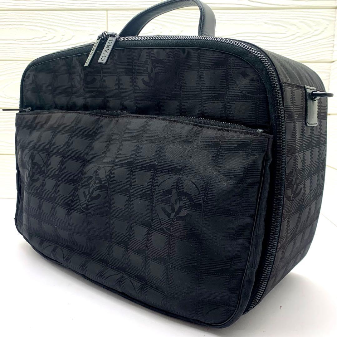 希少！CHANELシャネルニュートラベルライントラベルバッグスーツケース2Way