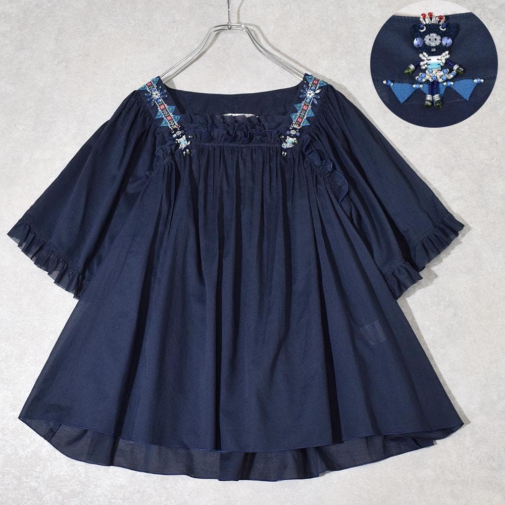 アルベロベロ OLLEBOREBLA ぶたさん ビーズ装飾 綿ローン ブラウス