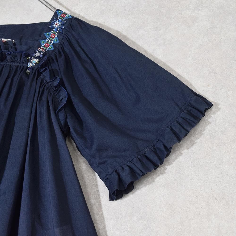 アルベロベロ OLLEBOREBLA ぶたさん ビーズ装飾 綿ローン ブラウス