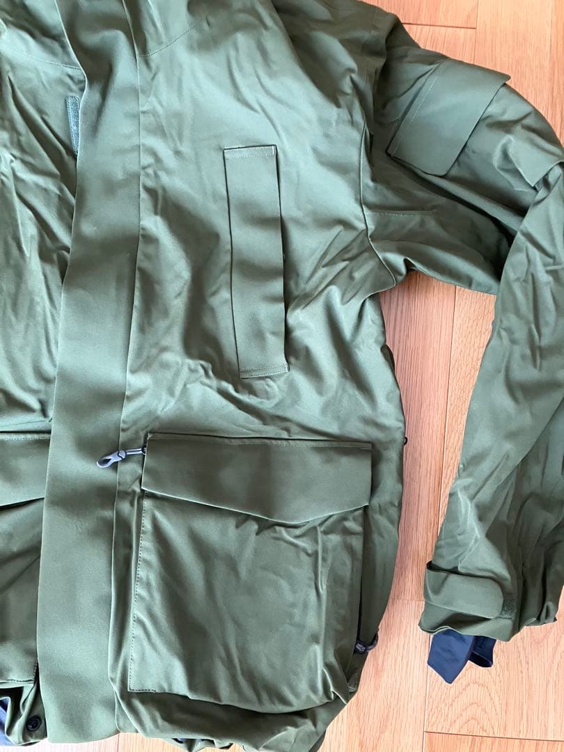 【格安】スノーボードウェア 43DEGREES 2023-2024モデル　上下