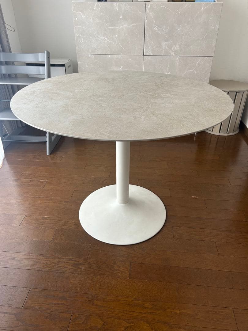 BoConceptボーコンセプト　ダイニングテーブル　ニューヨークテーブル